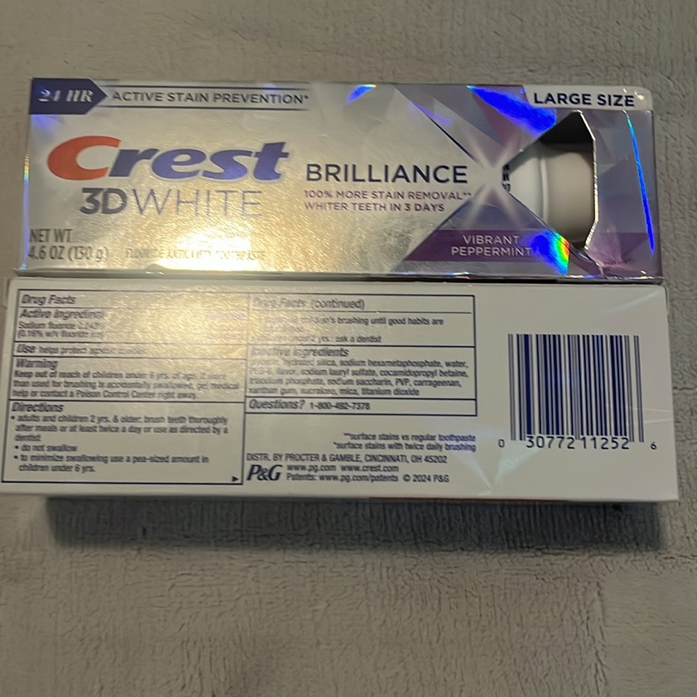 NWT Crest 3D White Brilliance Toothpastes - Picture 5 of 5